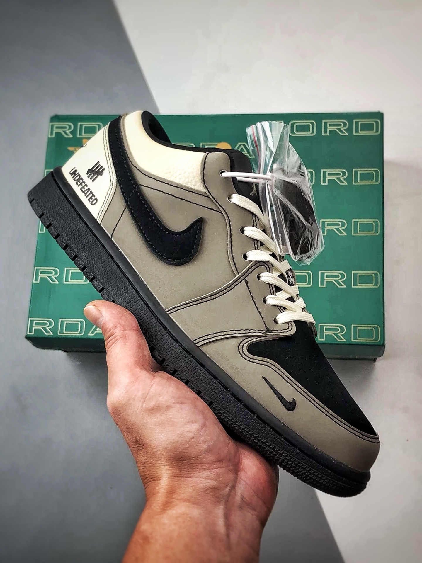 Мужские кроссовки Air Jordan 1 Low OG