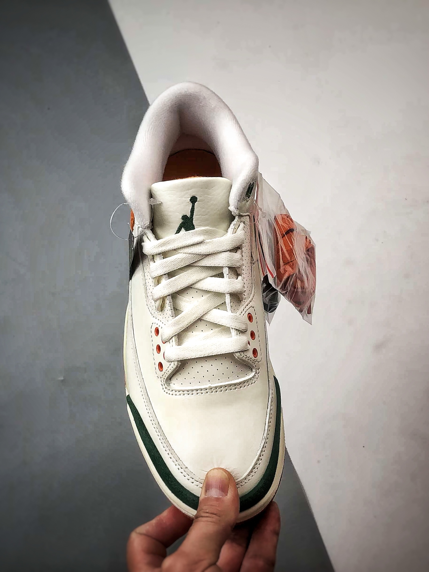 Кроссовки Solefly x Air Jordan 3 Retro Miami