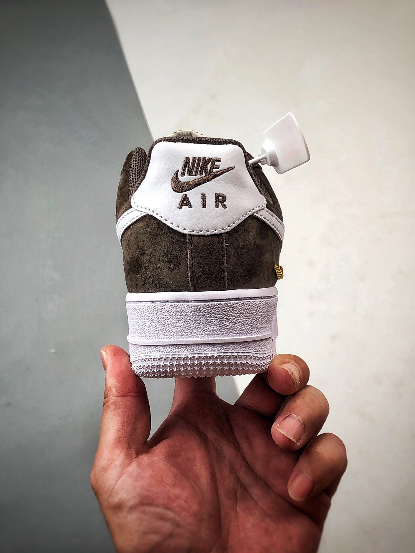 MiniCost Shoe 8