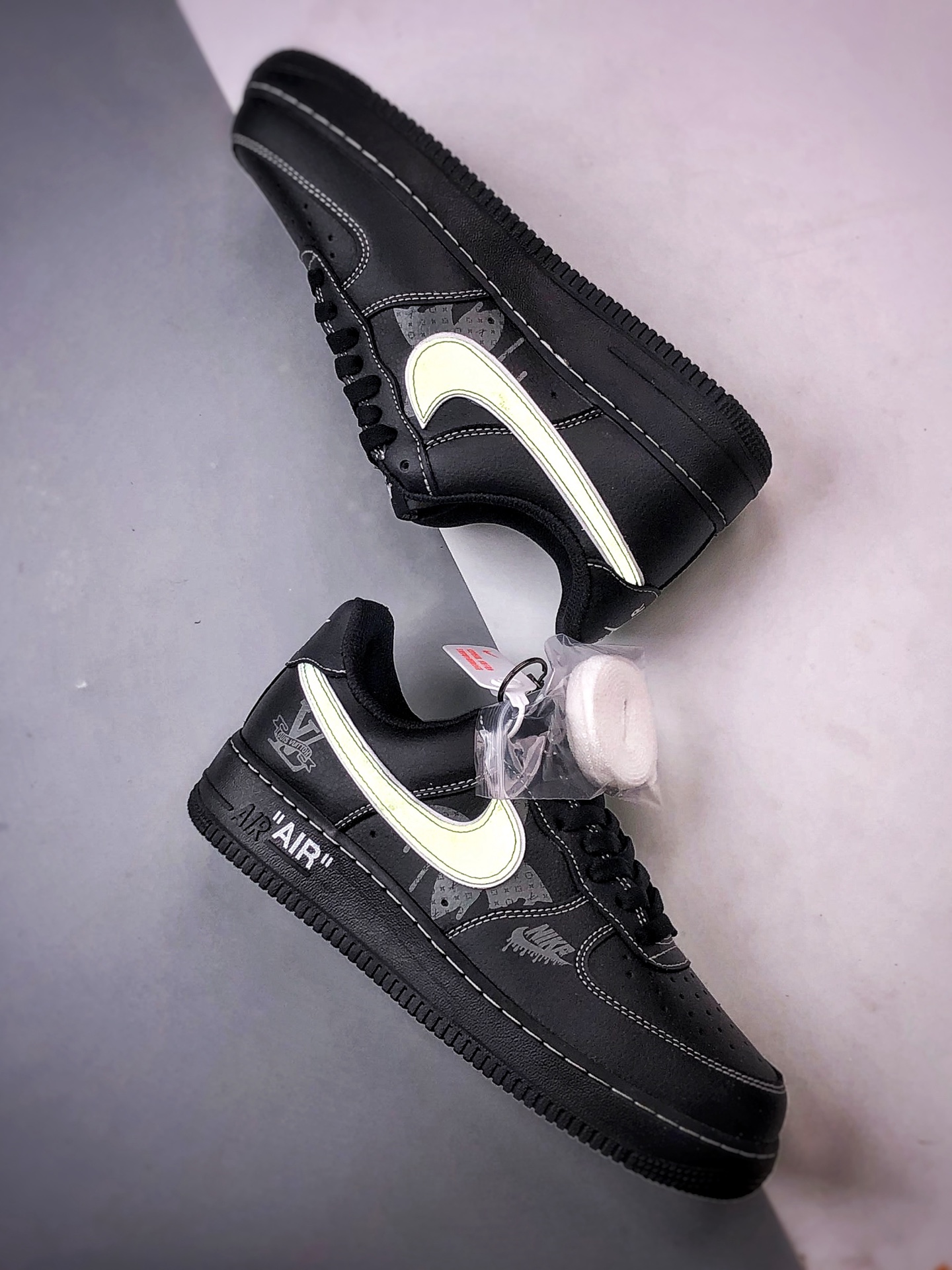 LV x Air Force 1 Low 黑灰反光钩 5