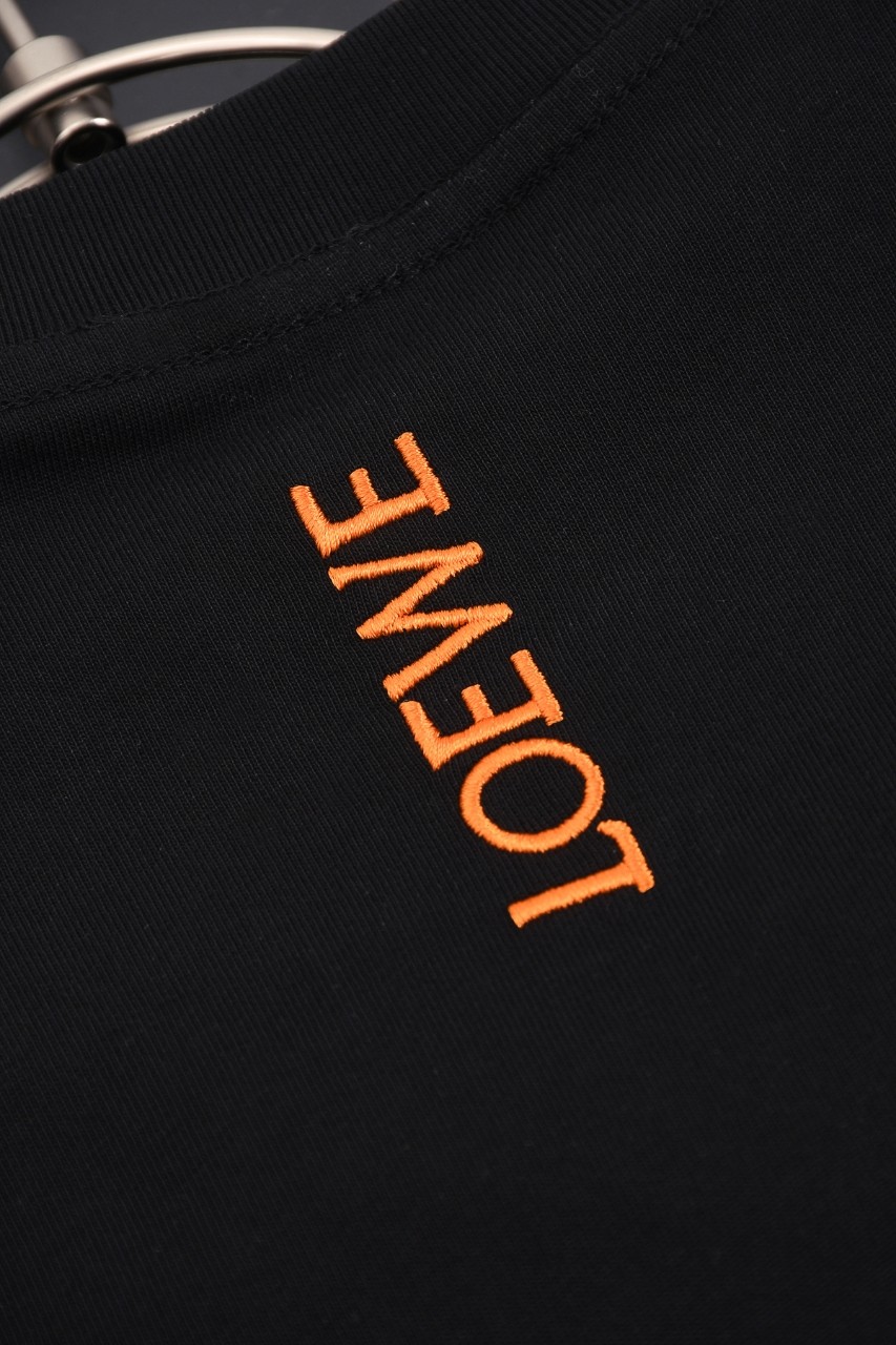 Loewe/罗意威25ss 口袋渐变刺绣短袖T恤-Chinese UA Cheap High Quatity Brand Clothes Bags handbags Sneakers wholesale wholesaler seller from China Factory suppliers Fashion Clothing Shoes best Quality Beautiful Price Loewe/罗意威25ss 口袋渐变刺绣短袖T恤