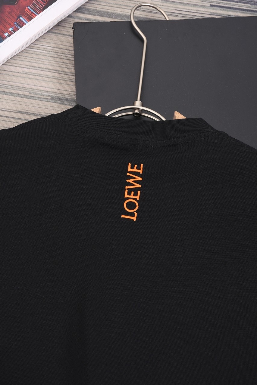 Loewe/罗意威25ss 口袋渐变刺绣短袖T恤-Chinese UA Cheap High Quatity Brand Clothes Bags handbags Sneakers wholesale wholesaler seller from China Factory suppliers Fashion Clothing Shoes best Quality Beautiful Price Loewe/罗意威25ss 口袋渐变刺绣短袖T恤
