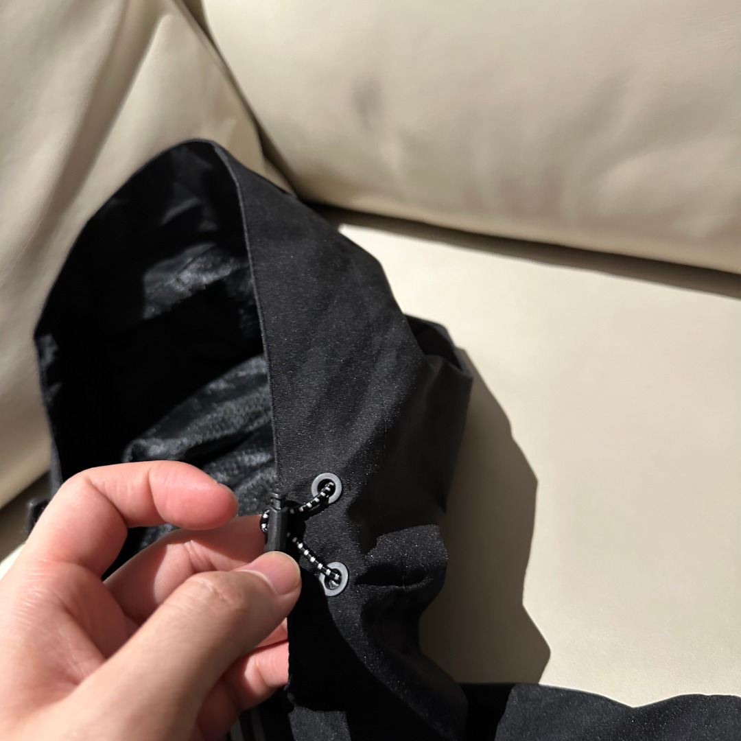 Descente Chaqueta Ligera Impermeable y Transpirable para Hombre y Mujer 7 o 1j59hk0mo11nhc7u9j198ugev2