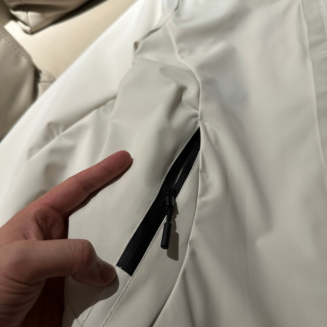 Descente Chaqueta Ligera Impermeable y Transpirable para Hombre y Mujer 11 o 1j59hk0mr12sn1k4019oj1lu7j249