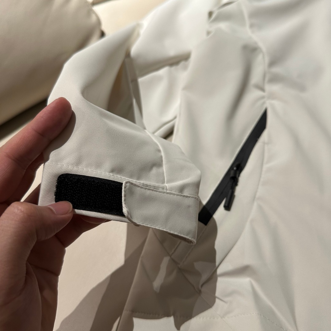 Descente Chaqueta Ligera Impermeable y Transpirable para Hombre y Mujer 12 o 1j59hk0mr1ap210nbnksvbutp4a