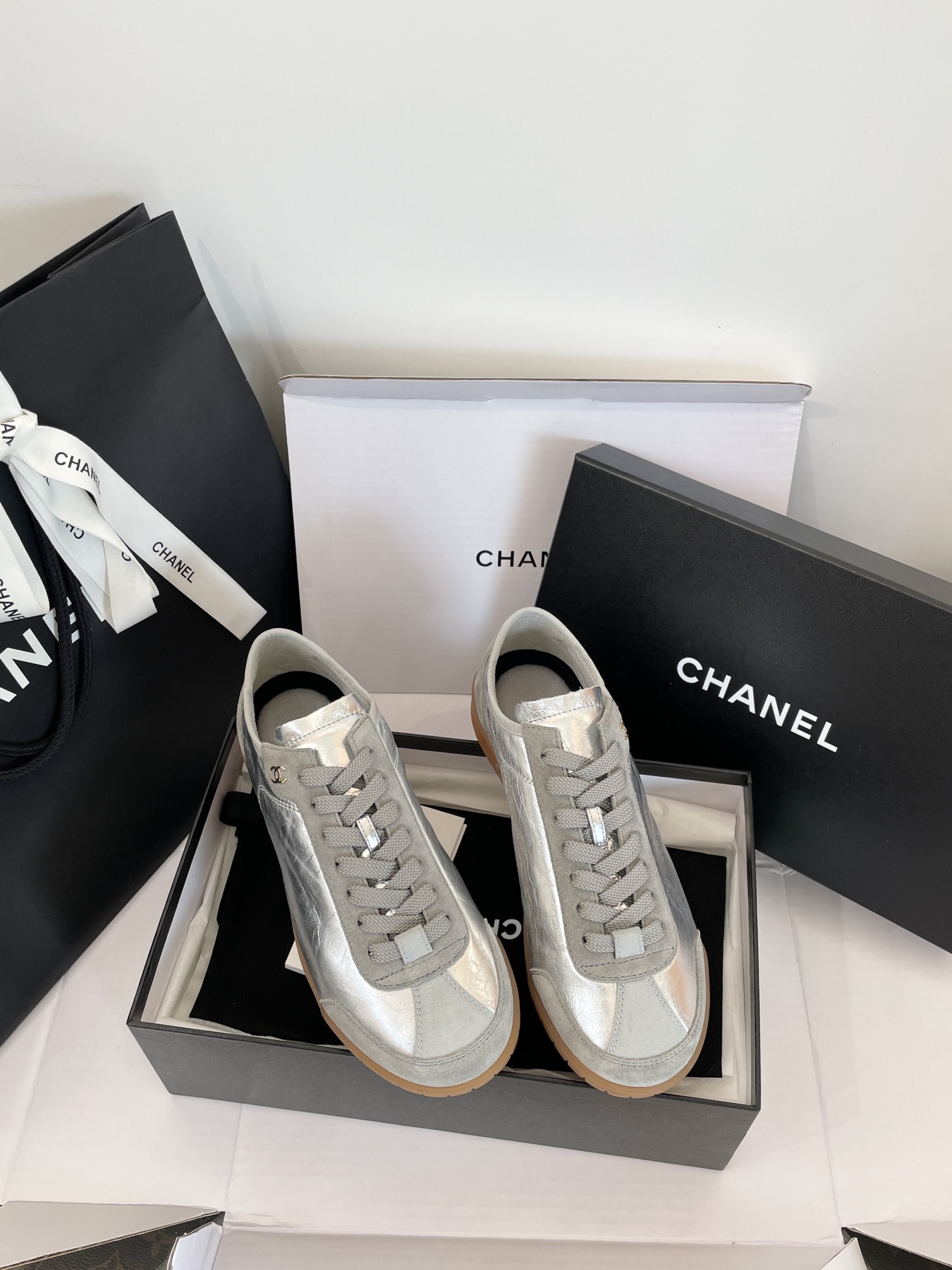 NO:237501,Packaging full of sincerity. Just a fraction of the money, you can save thousands of dollars if you accidentally [eat melon], casual shoes/sports shoes, sneakers19860909诚意满满的包装 只需一个零头,一不小心就省了大几千[吃瓜],休闲鞋/运动鞋,sneakers,Women's Shoes