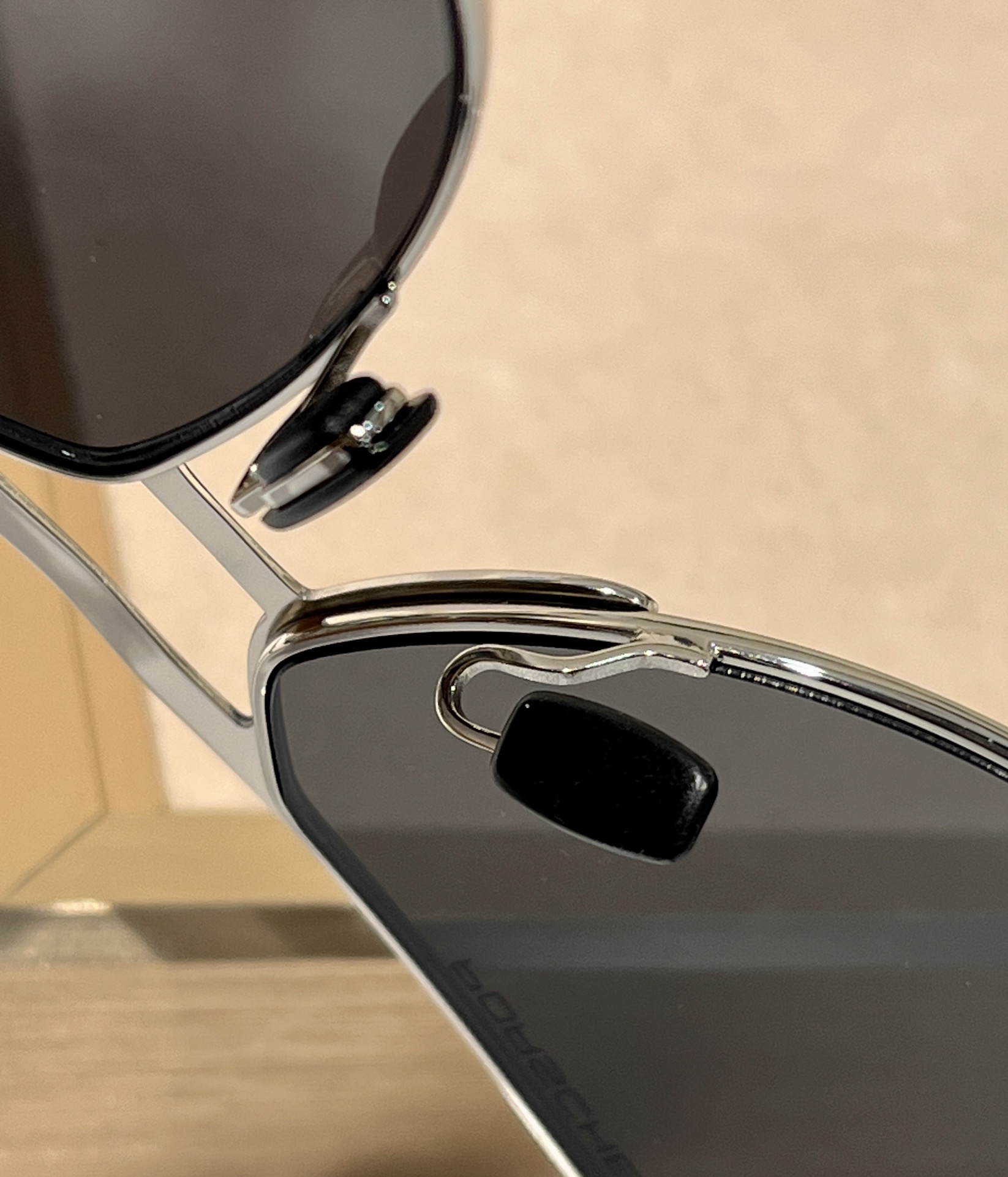 PORSCHE DESIG*钛MODEL：SIZE：58口14-145