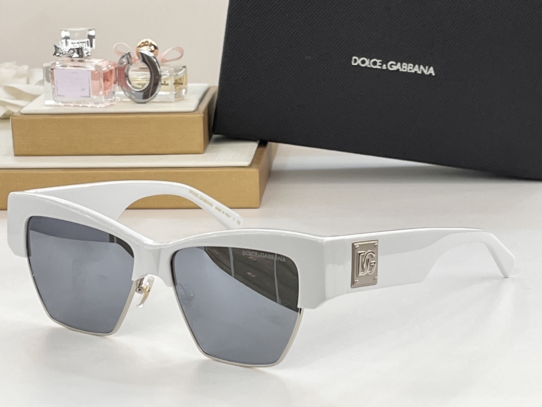  DOLCE&GABBANA  
Mod：DG4415
Size：56-15-145
