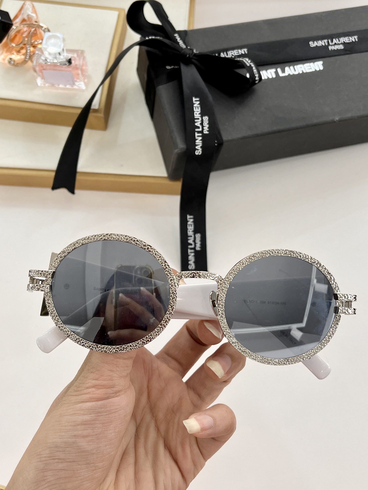  SAINT LAURENT
SLM311
Size51-24-145✔️
