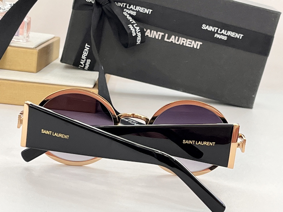  SAINT LAURENT
SLM311
Size51-24-145✔️
