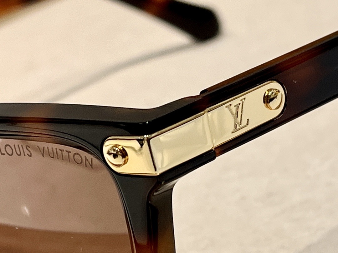  ToP quality 
LouisVuitto
MODZ1975.Z1977.Z1980.
MODZ
