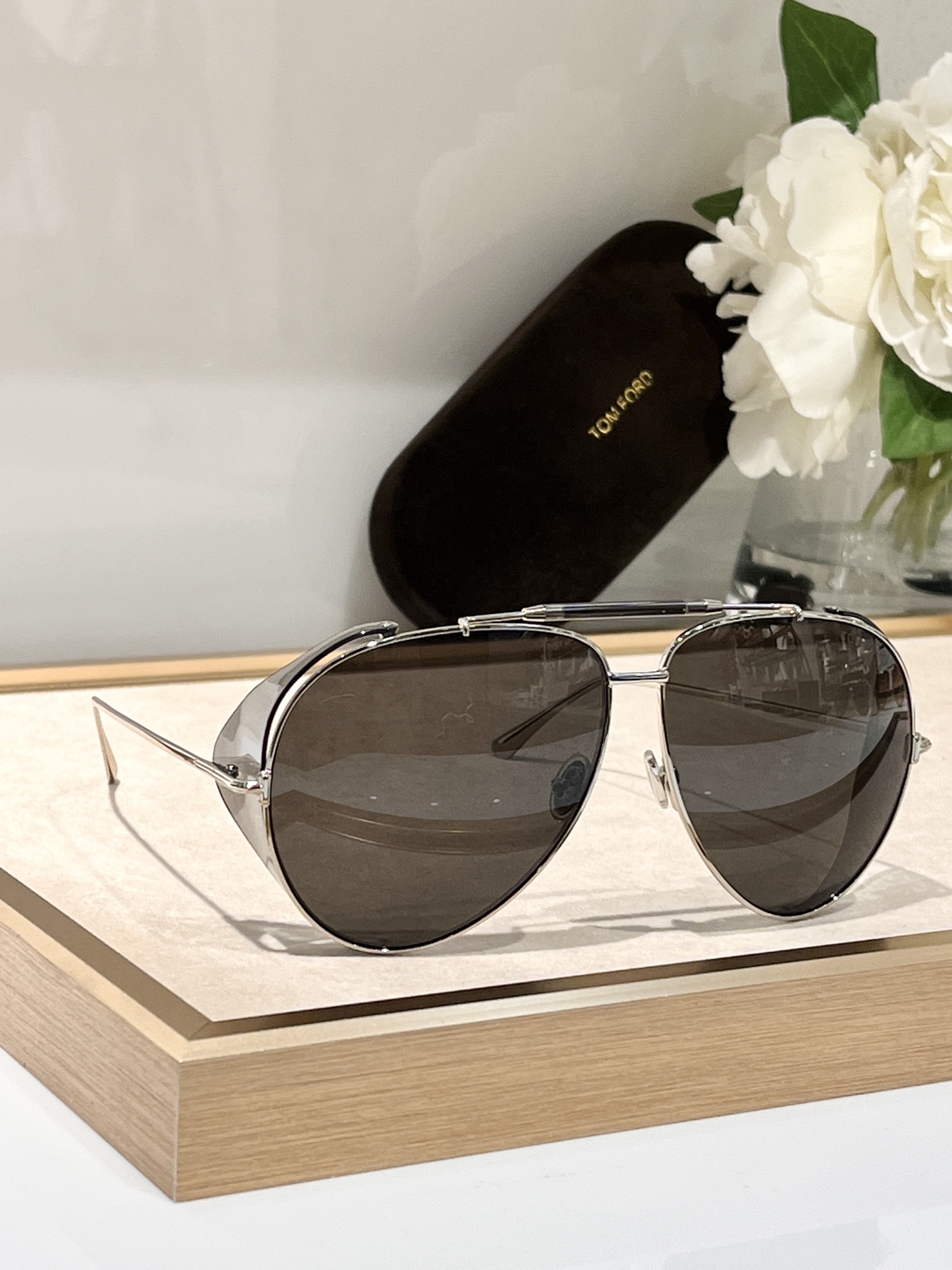  高品质
Tom Ford
Mod：Jack02 TF900
Size：62-11-140
高清内镀蓝膜
