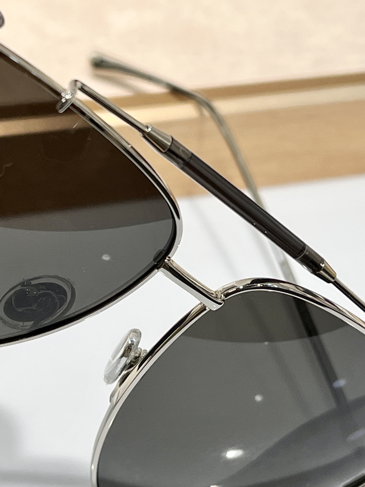  高品质
Tom Ford
Mod：Jack02 TF900
Size：62-11-140
高清内镀蓝膜