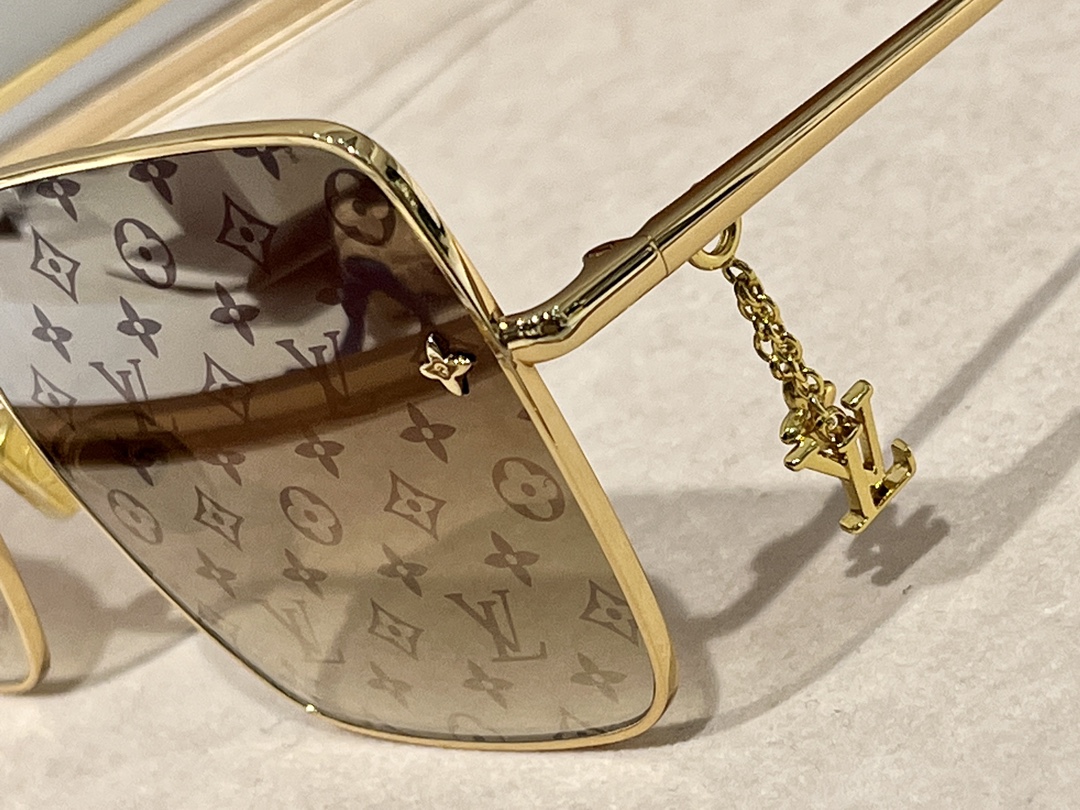  ToP Quality 
顶级品
懂得来
Louis Vuitton
Mod：Z1720U(每色一个型