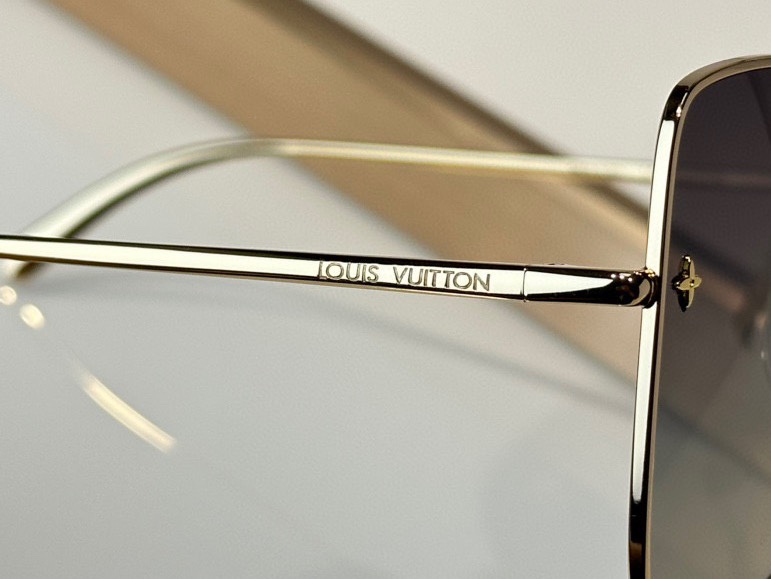 ToP Quality 
顶级品
懂得来
Louis Vuitton
Mod：Z1720U(每色一个型
