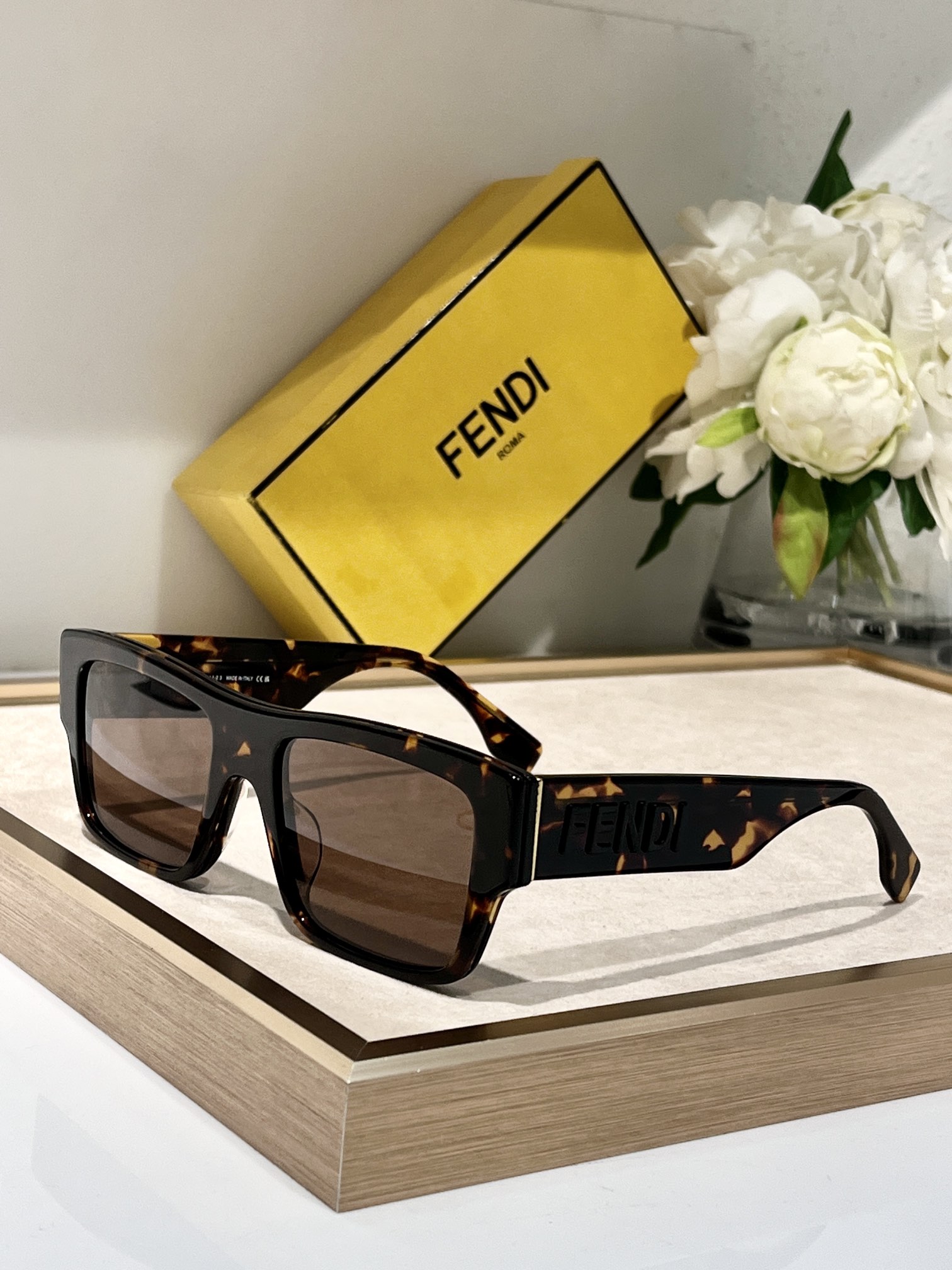 Fend*FE40118Size:54-21-145️