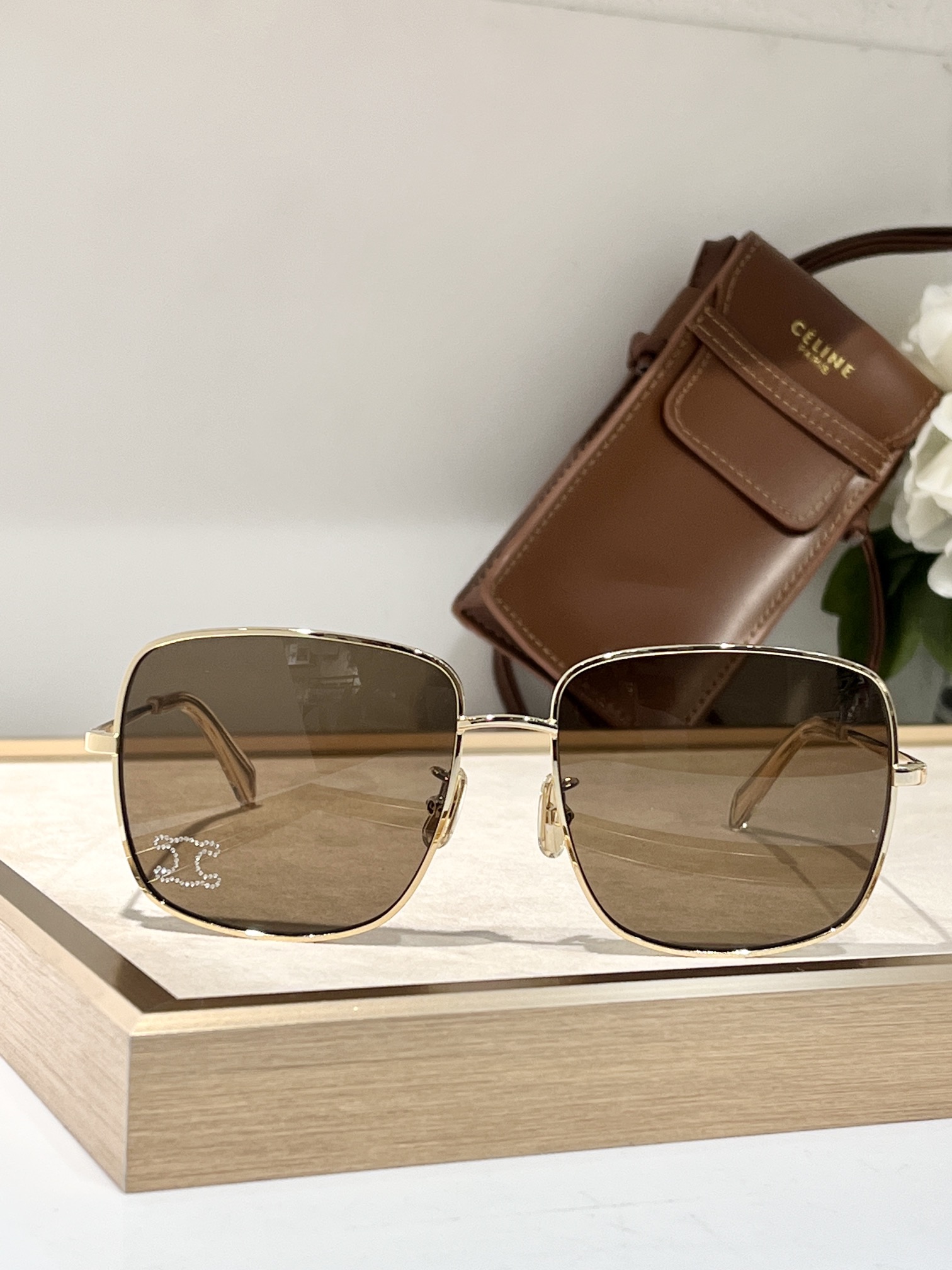 TOP QUALITY 
Celin*
Mod：CL40284
Size：59口16-145
代购版本