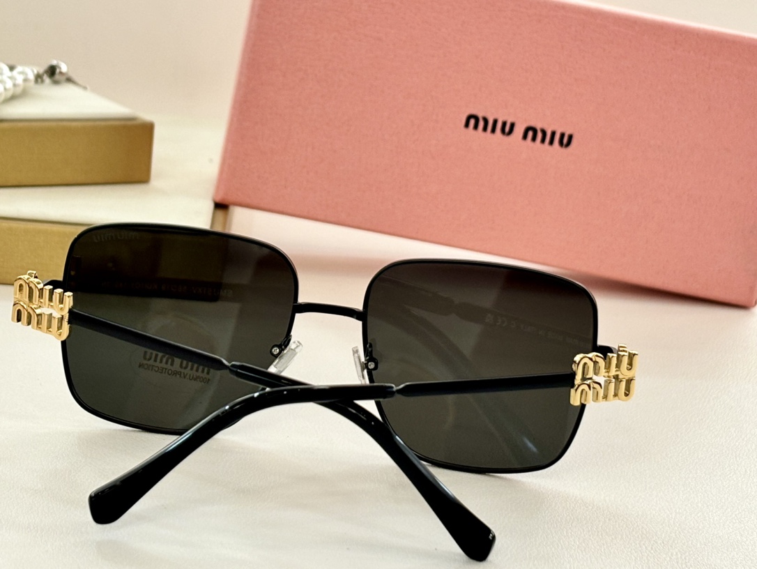 MIUMIU*MOD:SMU51XVSIZE:58-19-140