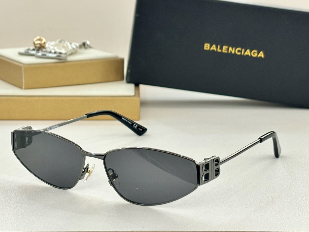 BALENCIAGABB0300size58-16-145