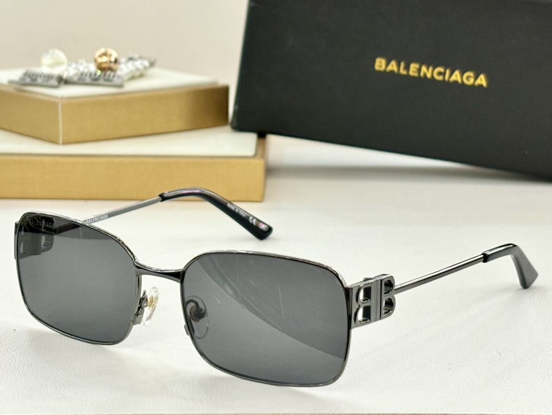 BALENCIAGABB0212size55-15-145