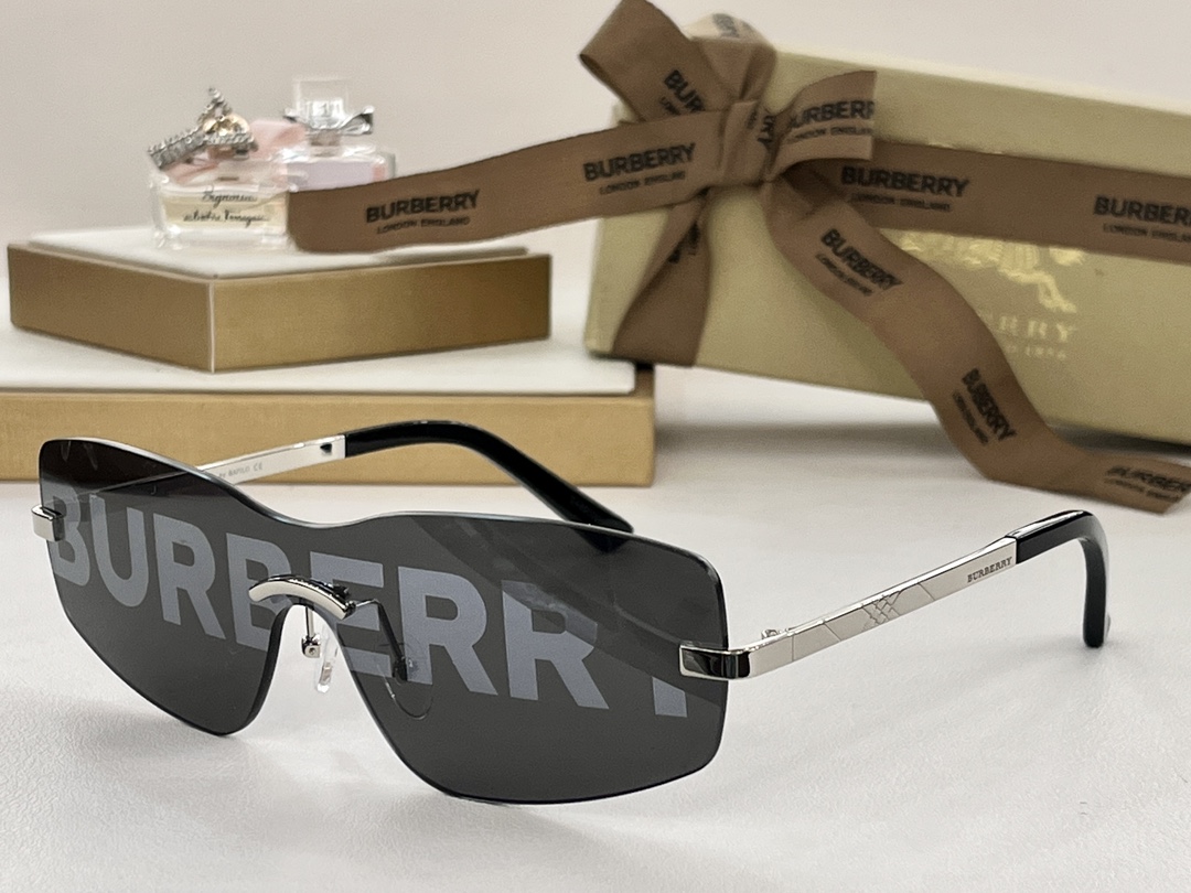 BURBERRYMOD：B8934size：99-01-145