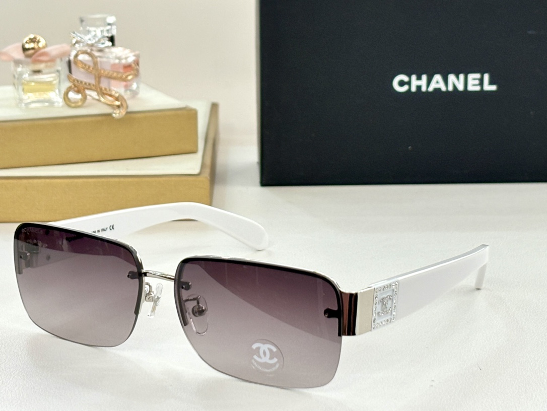 CHANELMOD4117size62-15-140