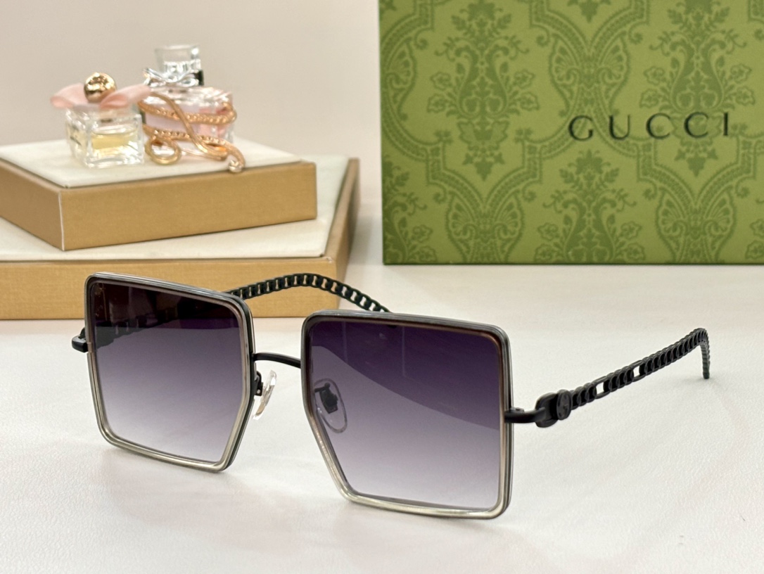 ￼  GUCCI 
MOD：0669S 
size：62-15-140

