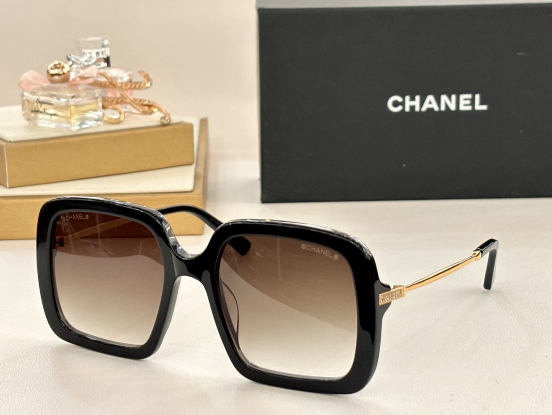  ￼ CHANEL
MOD：5894 
size：53-22-142
