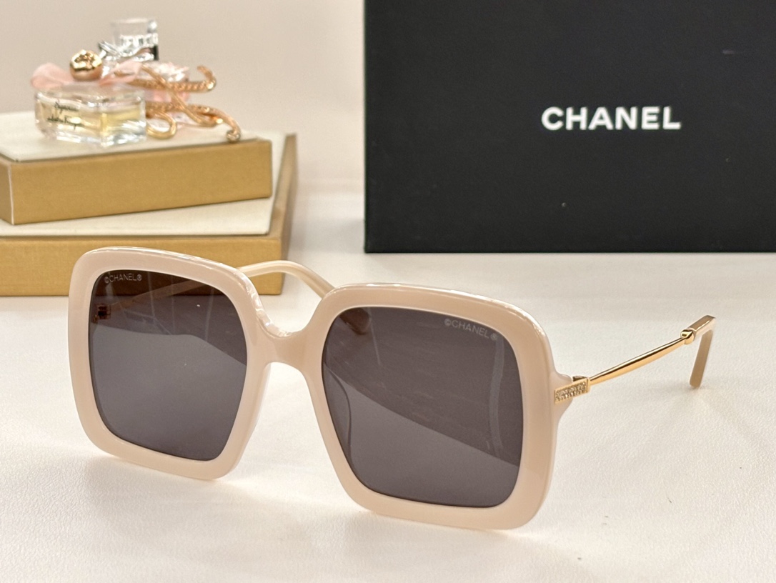  ￼ CHANEL
MOD：5894 
size：53-22-142
