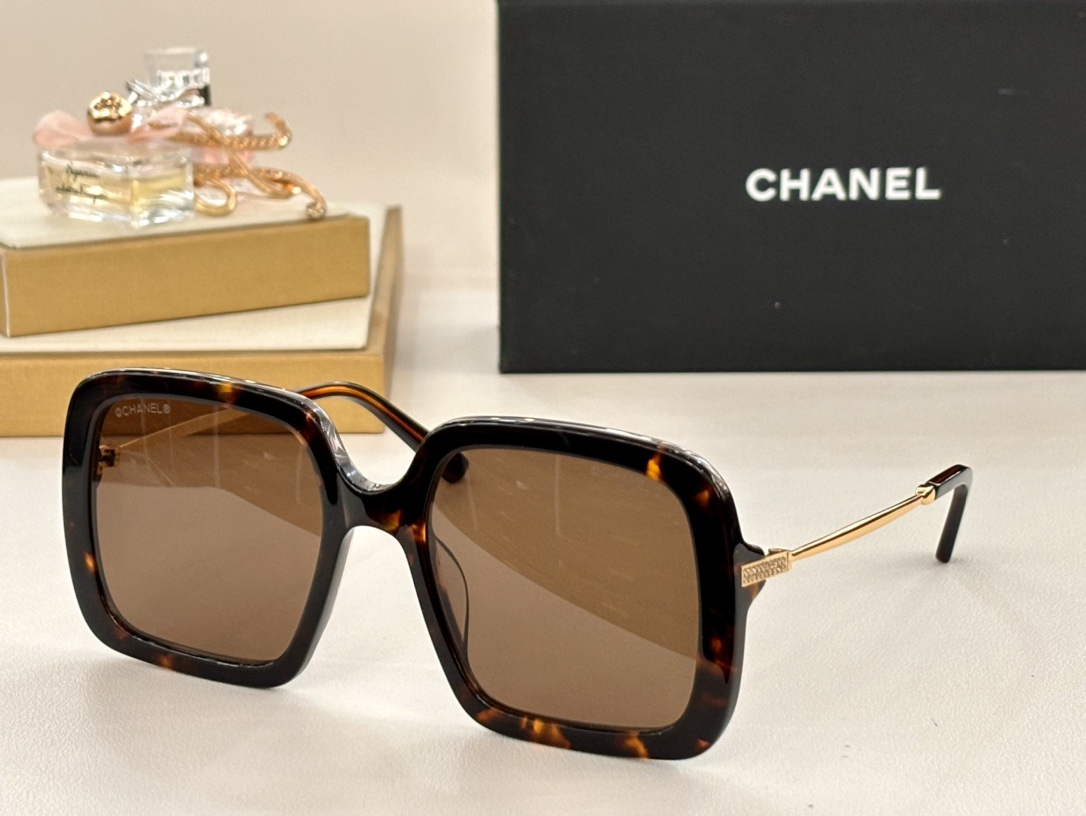  ￼ CHANEL
MOD：5894 
size：53-22-142
