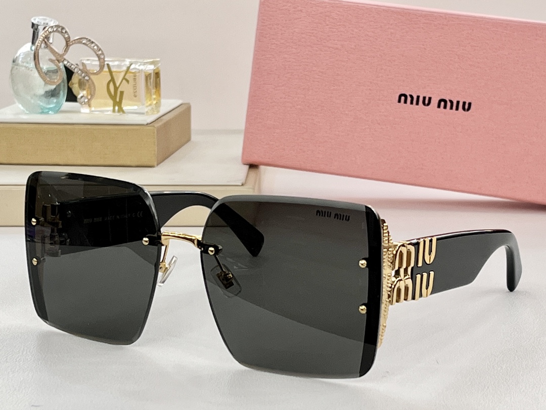 MIUMIU*Mod:SMU78VSIZE:64-17-140