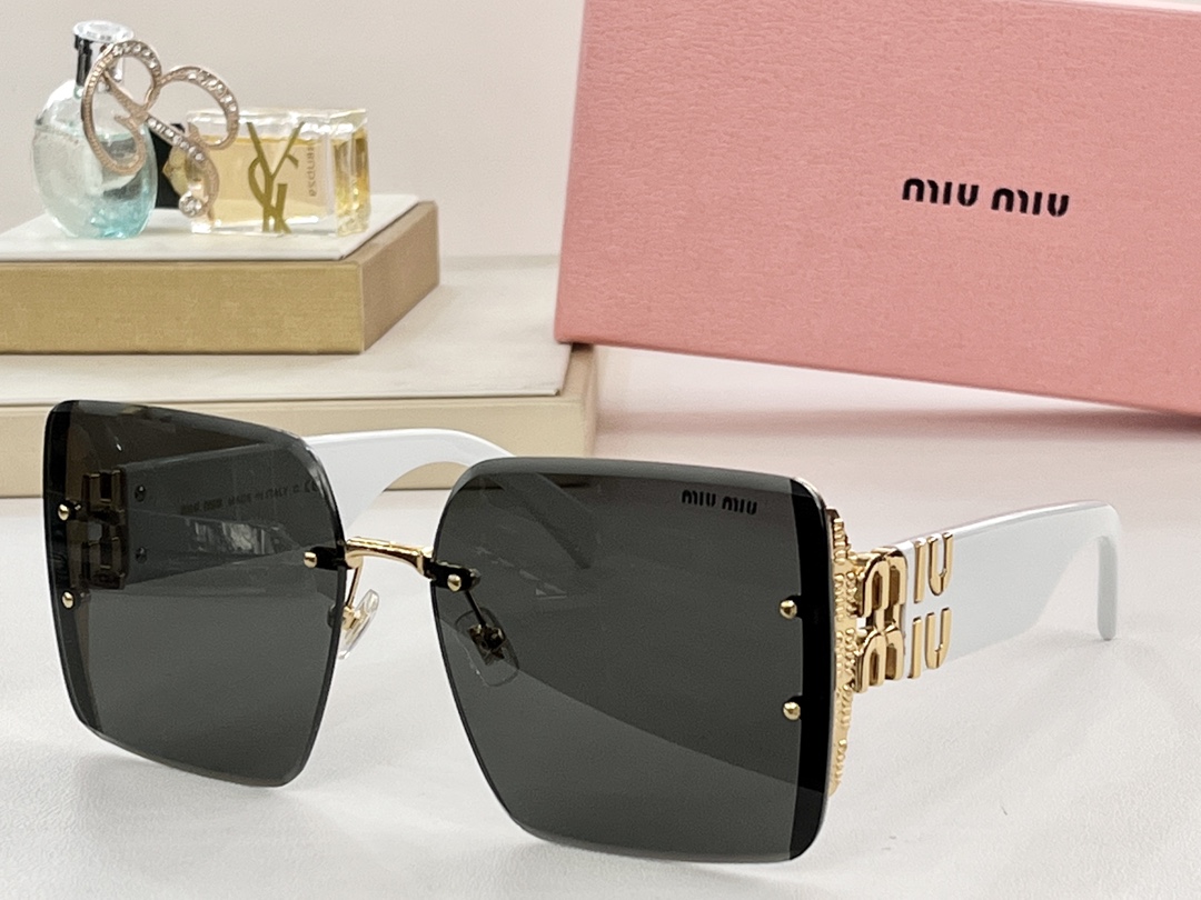 MIUMIU*Mod:SMU78VSIZE:64-17-140