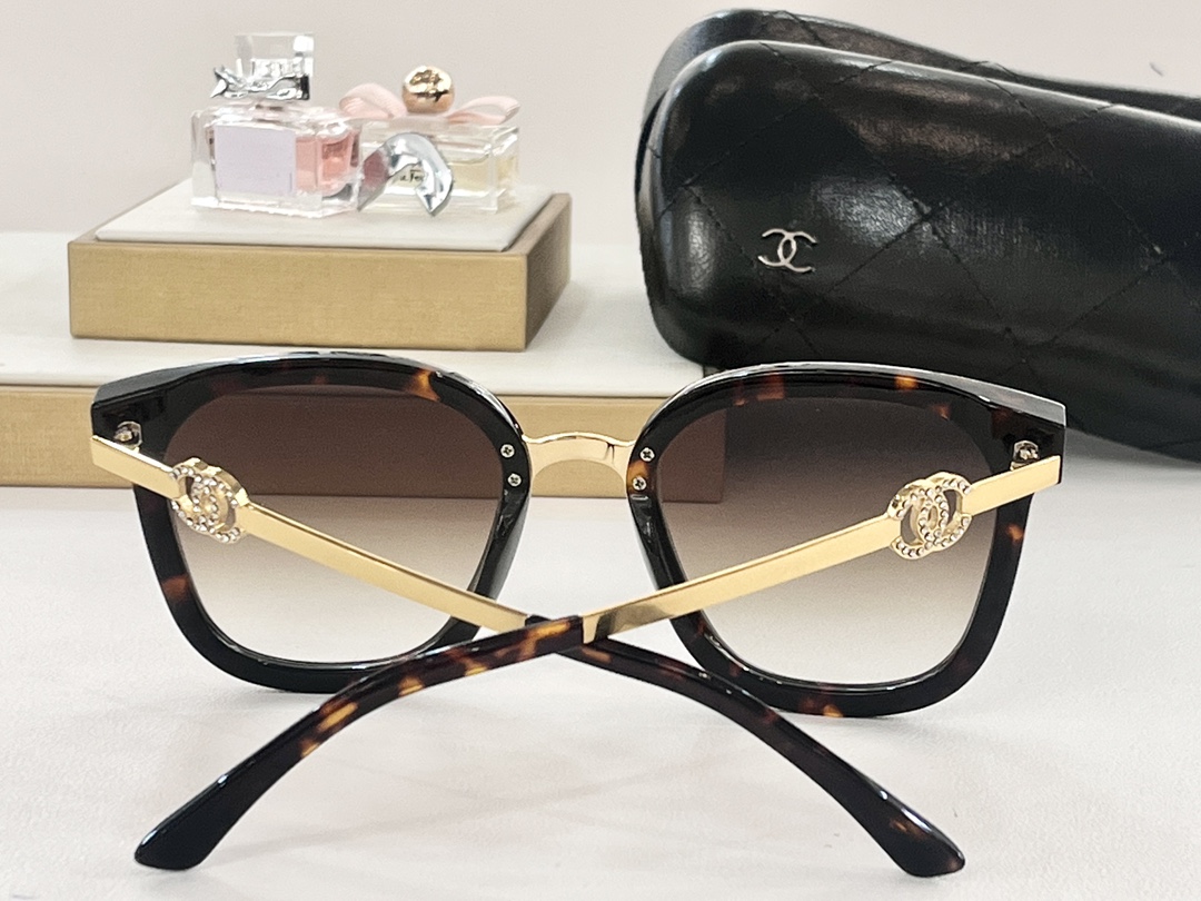  Chane*
CH4587
Size54-24-145
