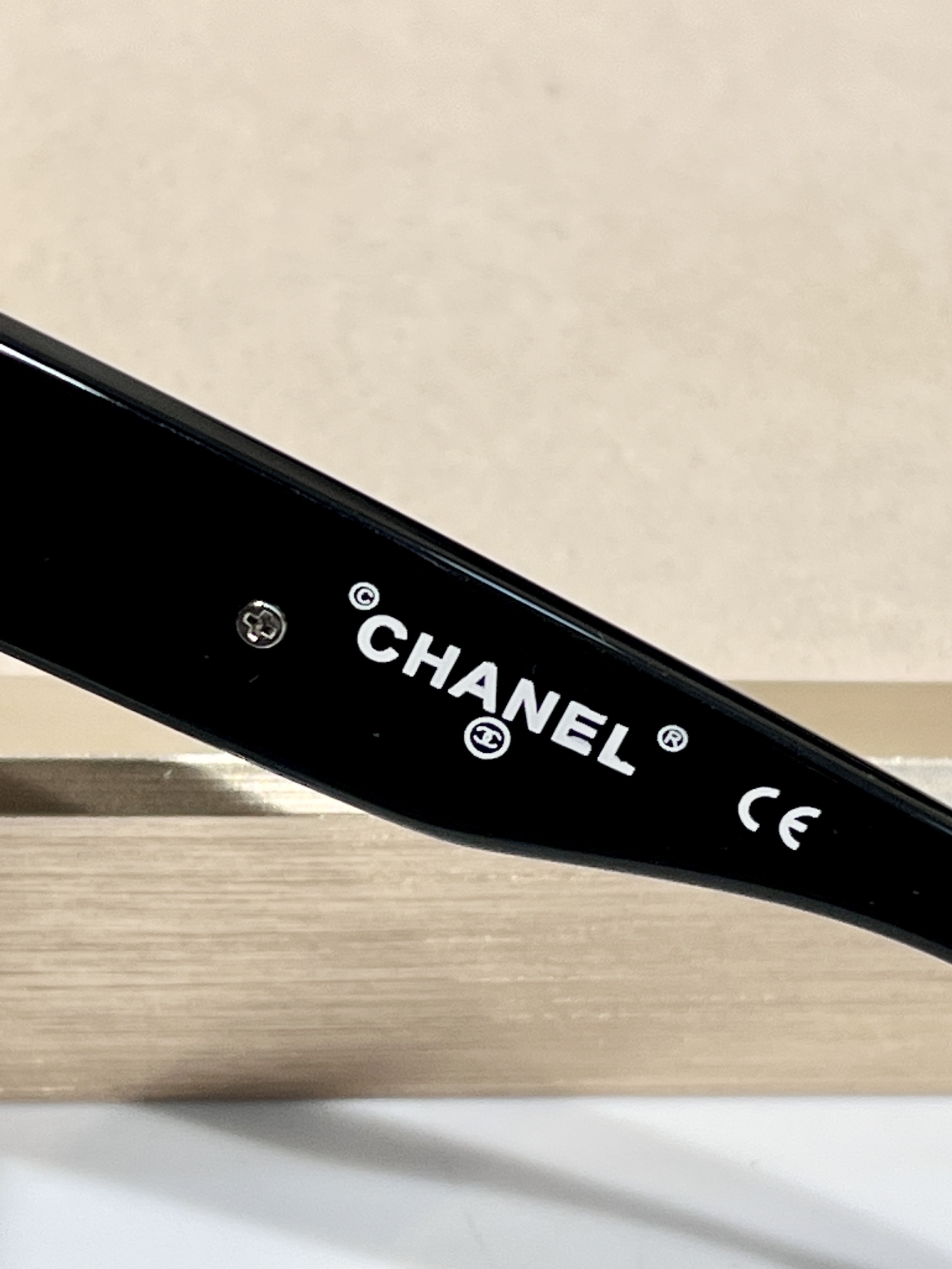 百搭方形chanel五金全拼logo设计的镜腿很中古CH71466Size:62-14-145