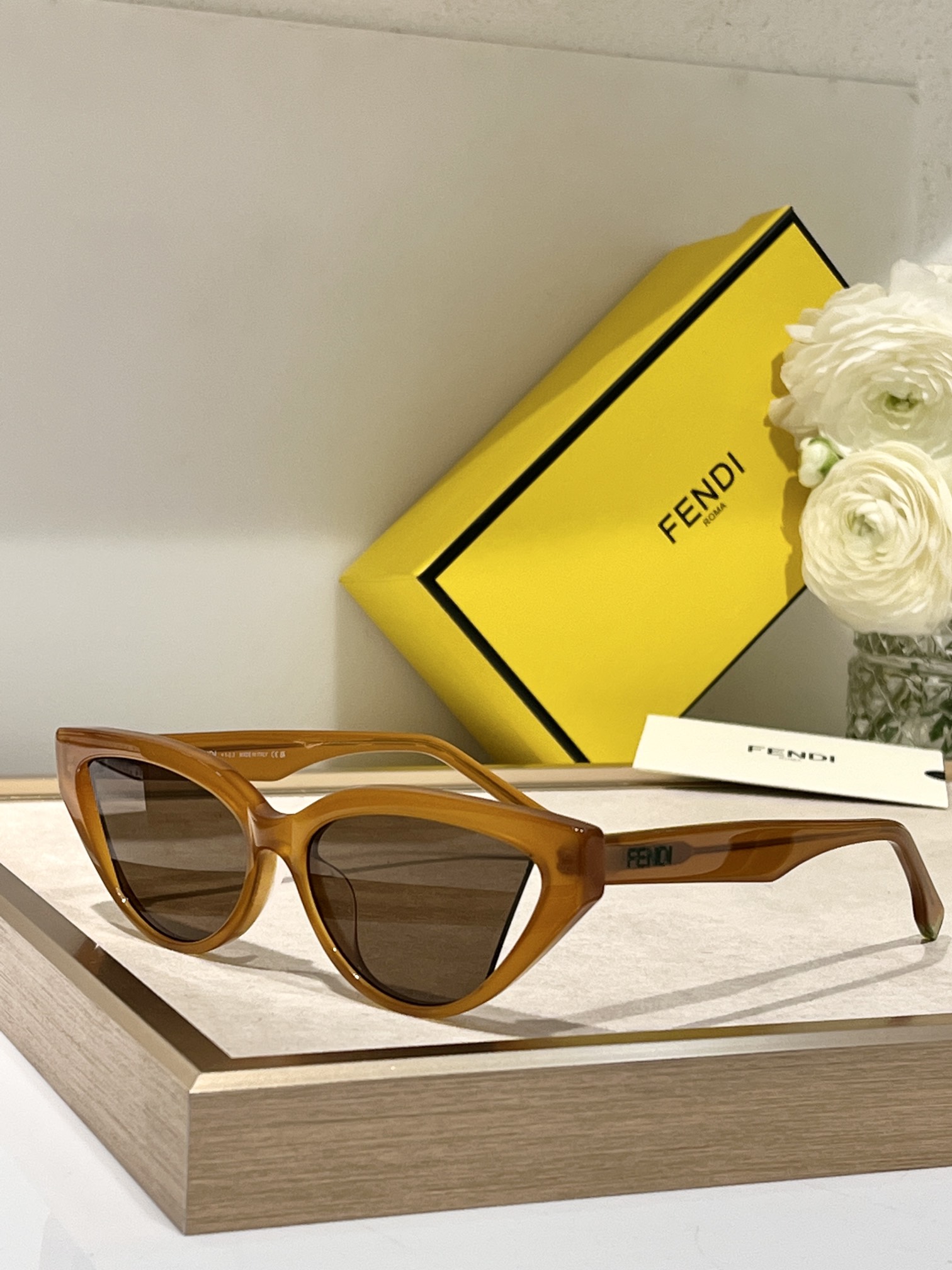 FENdi*MOD:FE40009ISIZE:56-16-145