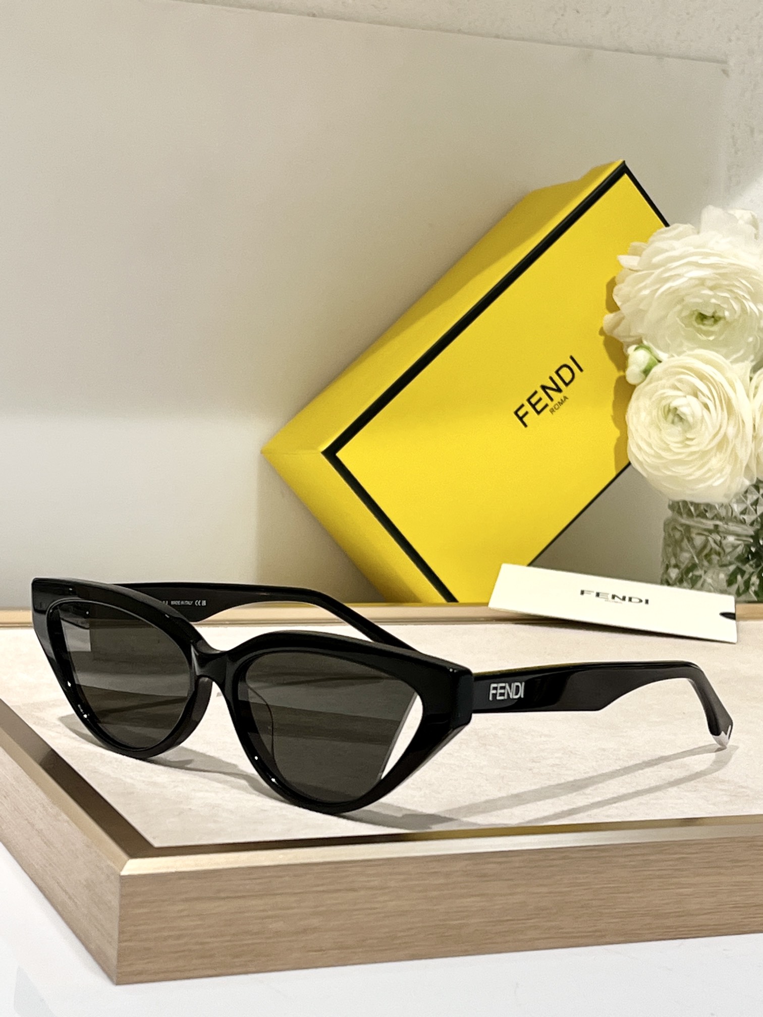 FENdi*MOD:FE40009ISIZE:56-16-145