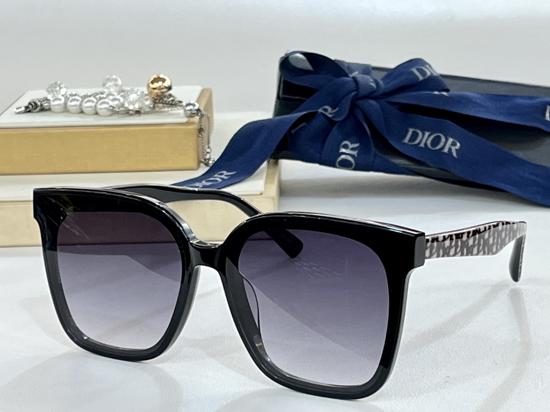 DIORNUANCE-12经典方形Size:65-15-147️