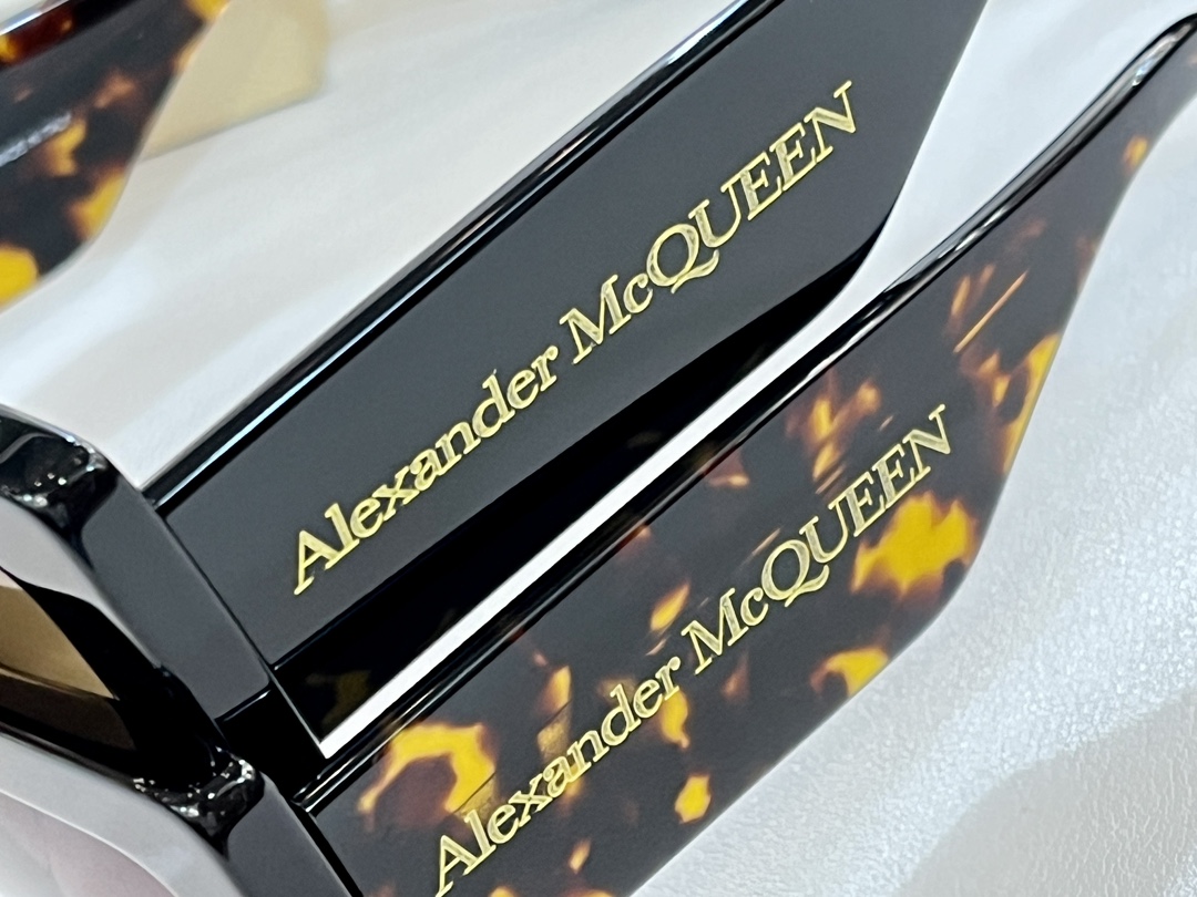 ALEXANDERMCQUEE*MODELAM0433SSIZE:50口25-140