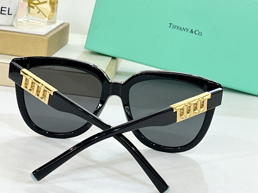 TIFFANY&CO.MODEL:TF4215SIZE:56口18-140