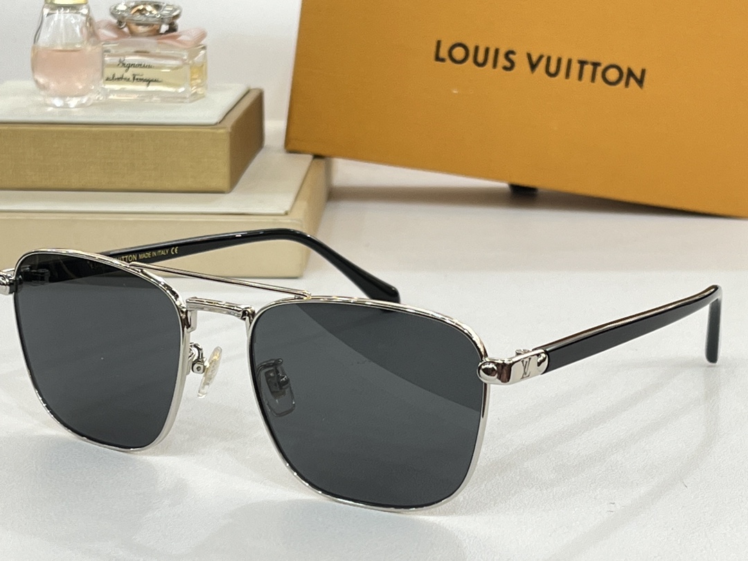 LOUISVUITTO*MODELZ1942USIZE54口19-140