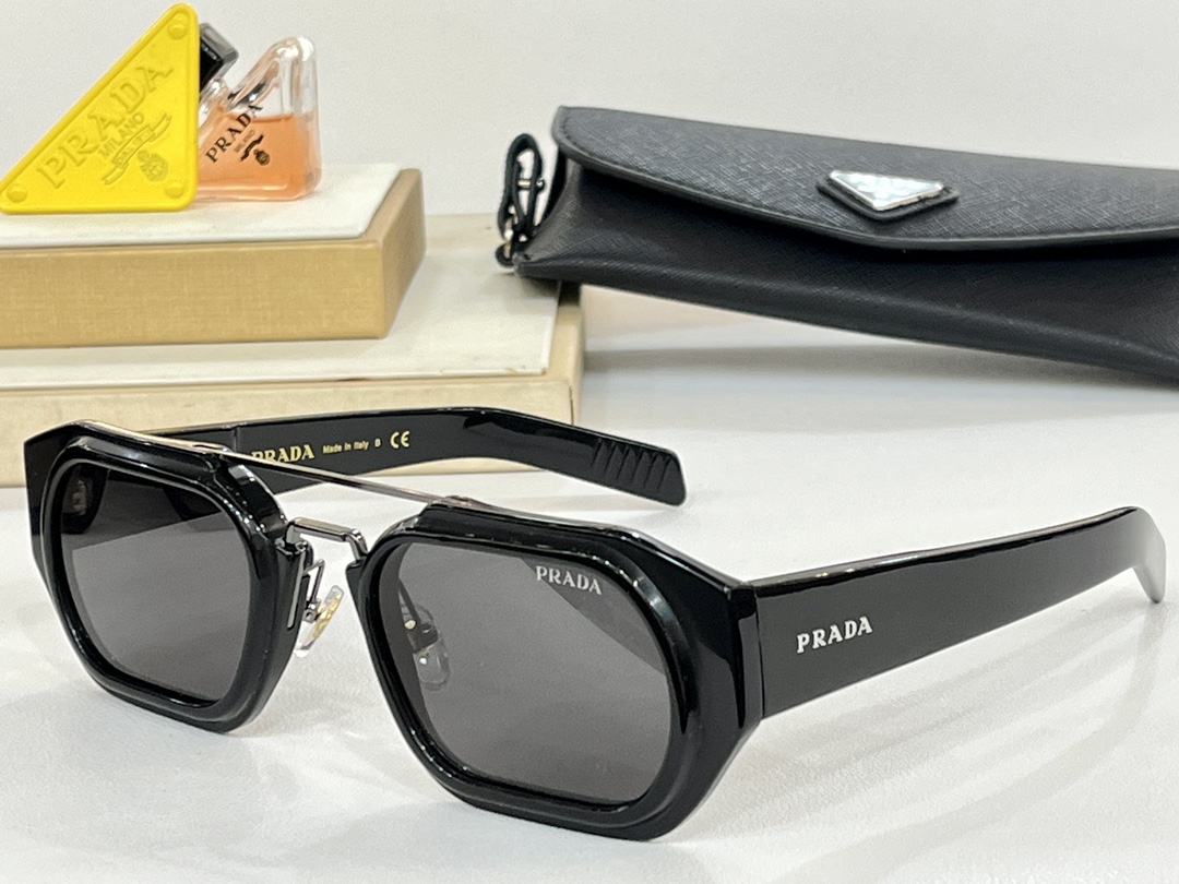 PRADA Mod:SPR01WSSize:53口25-145磨砂质感