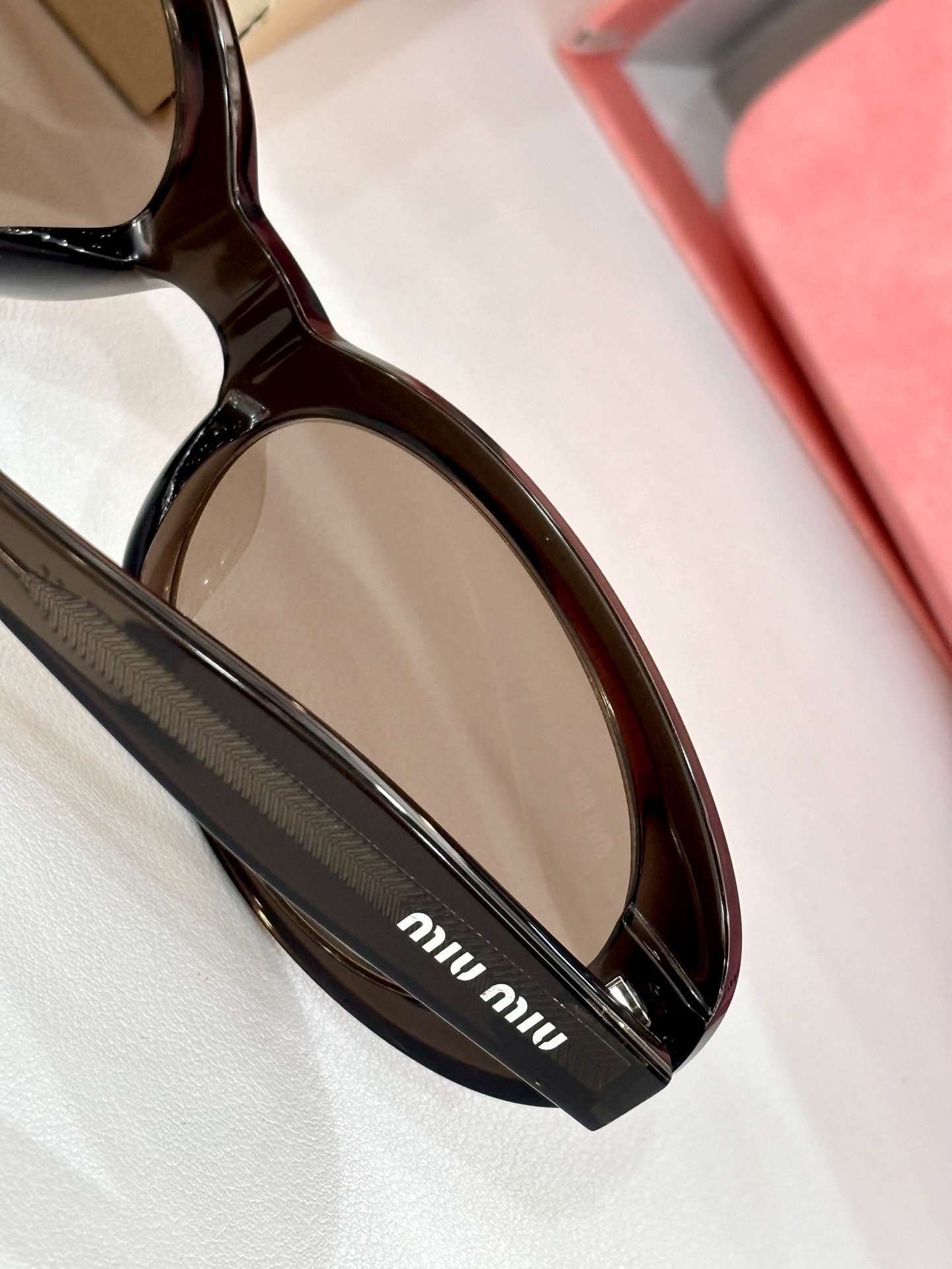 MiumiuMod:SMU18WSSIZE:53-20-150