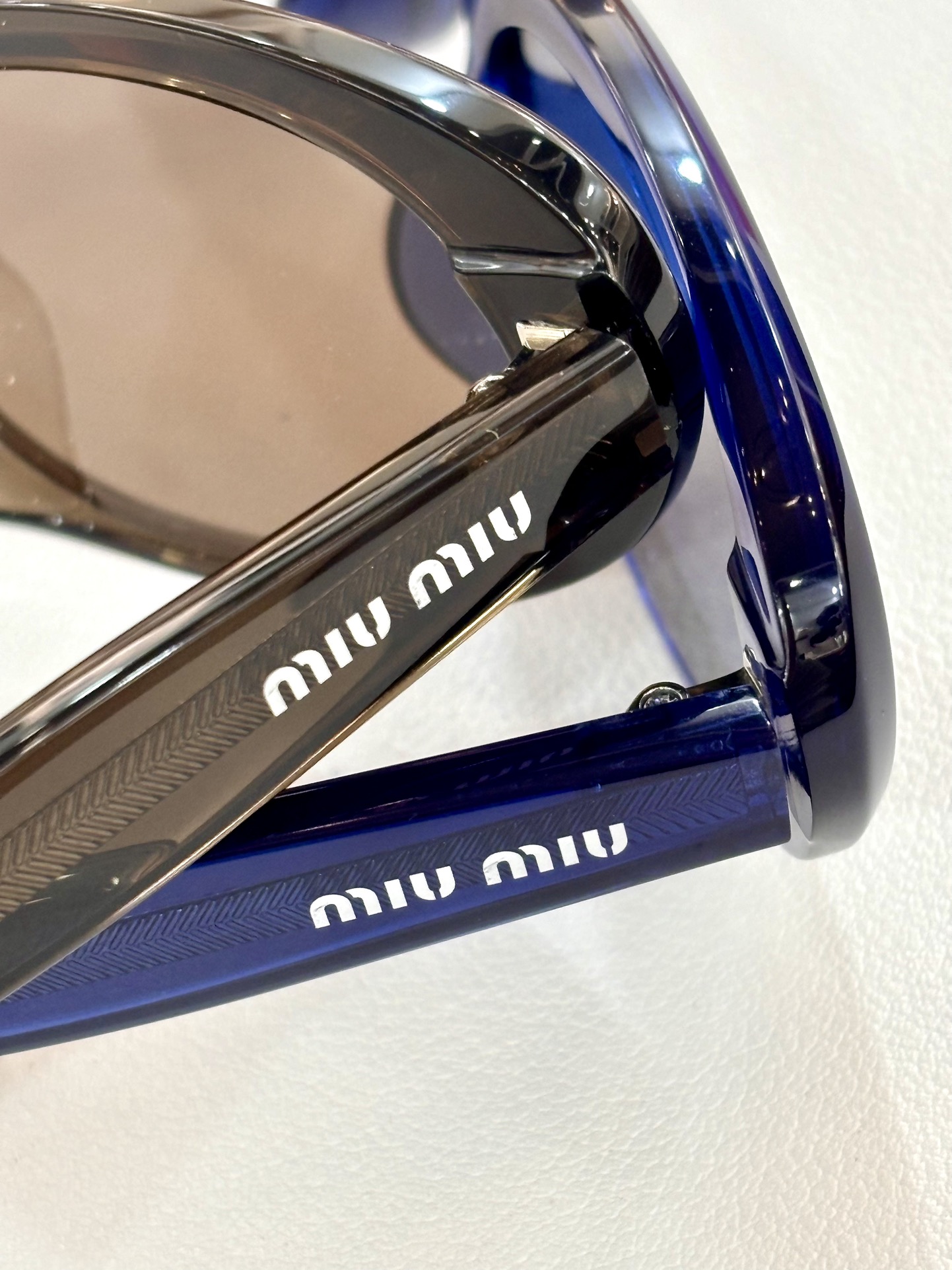 MiumiuMod:SMU18WSSIZE:53-20-150