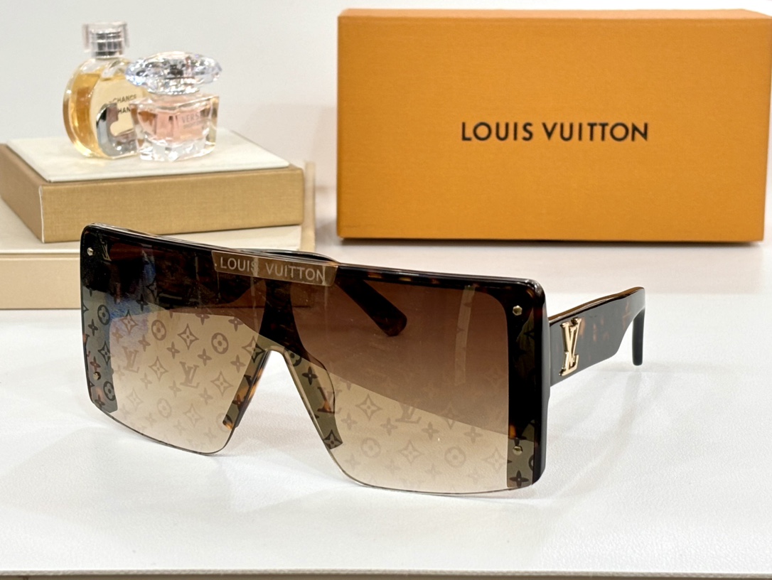 LOUI*VUITTON*1560连体镜️