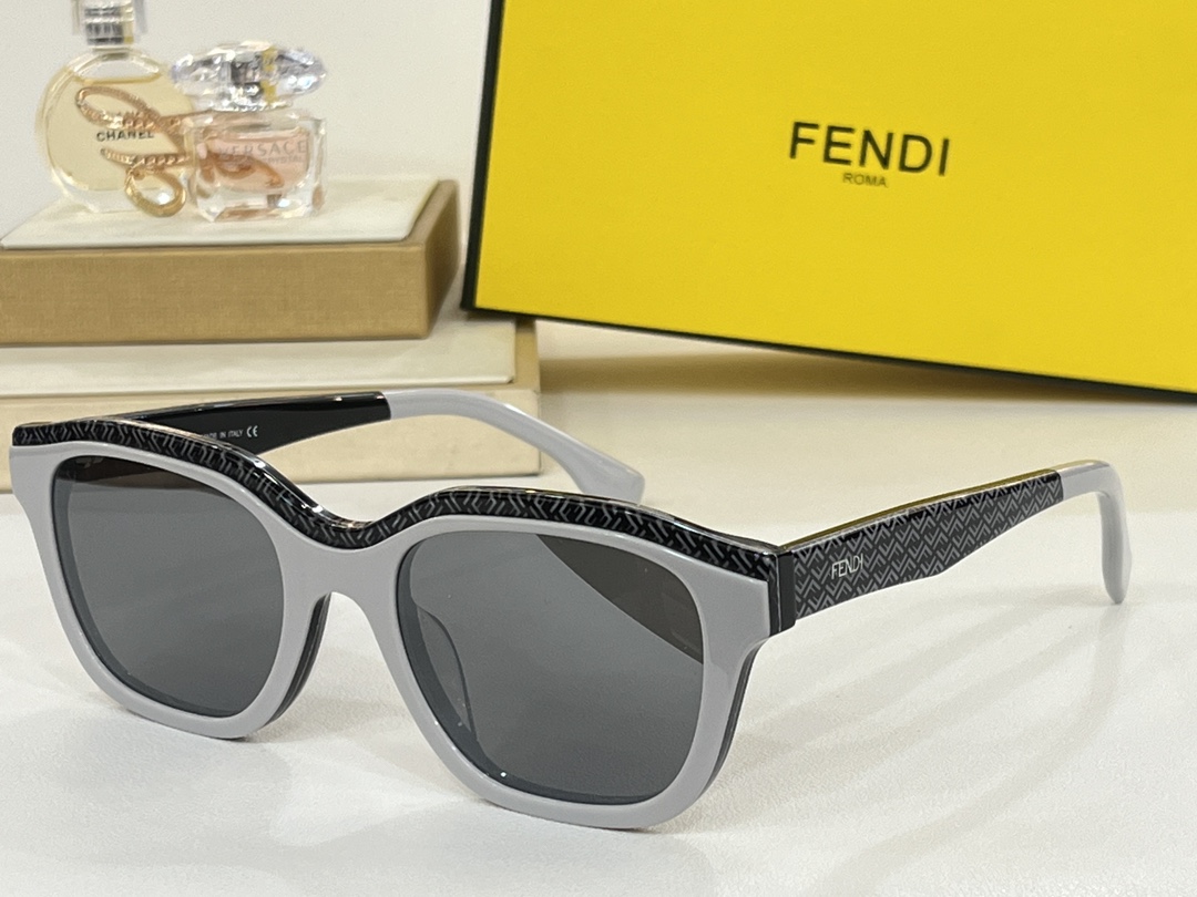 Fend*ModFE40077ISize53-22-145双色搭配更出彩