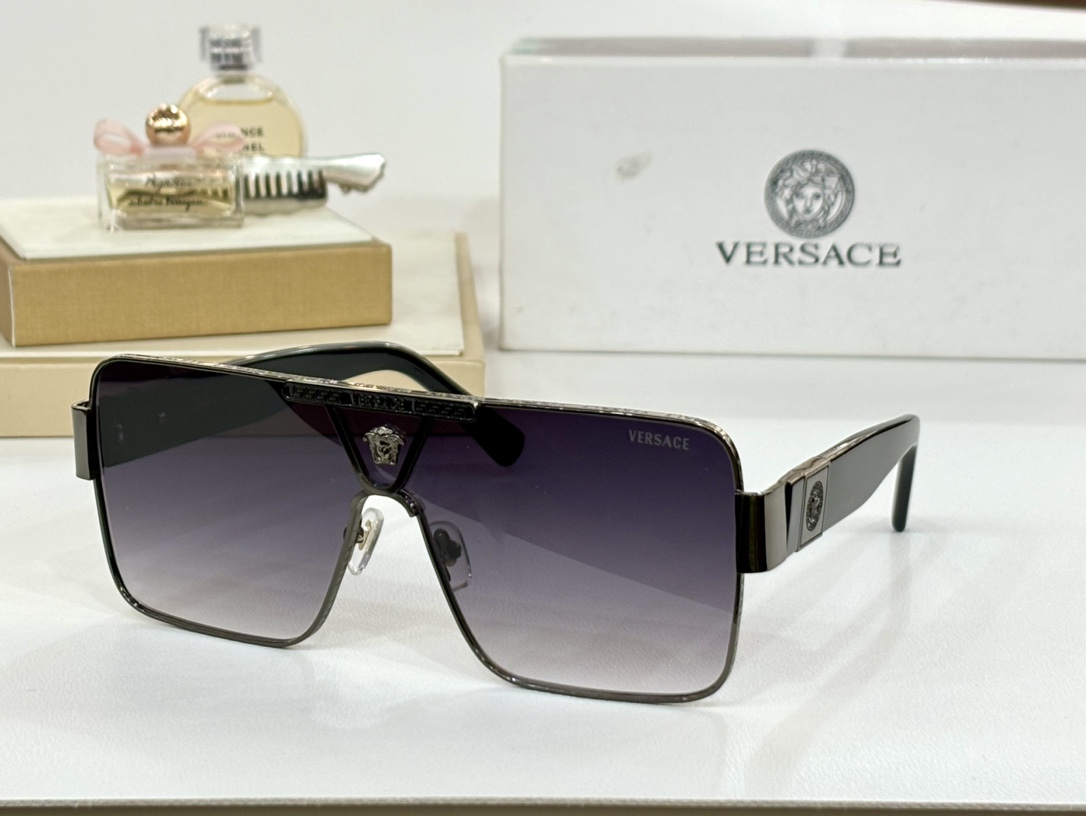 VERSAC*MODELVE6739SIZE145口0-145