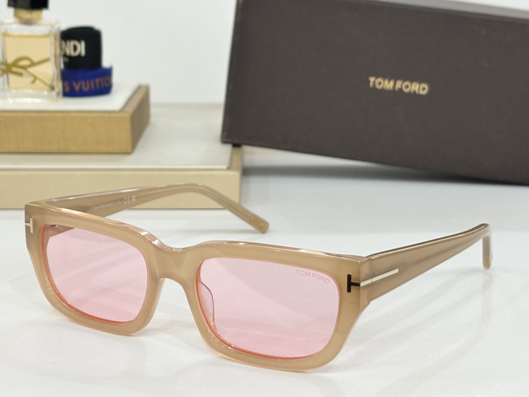 TOMFORDFT1075Size:54-19-140