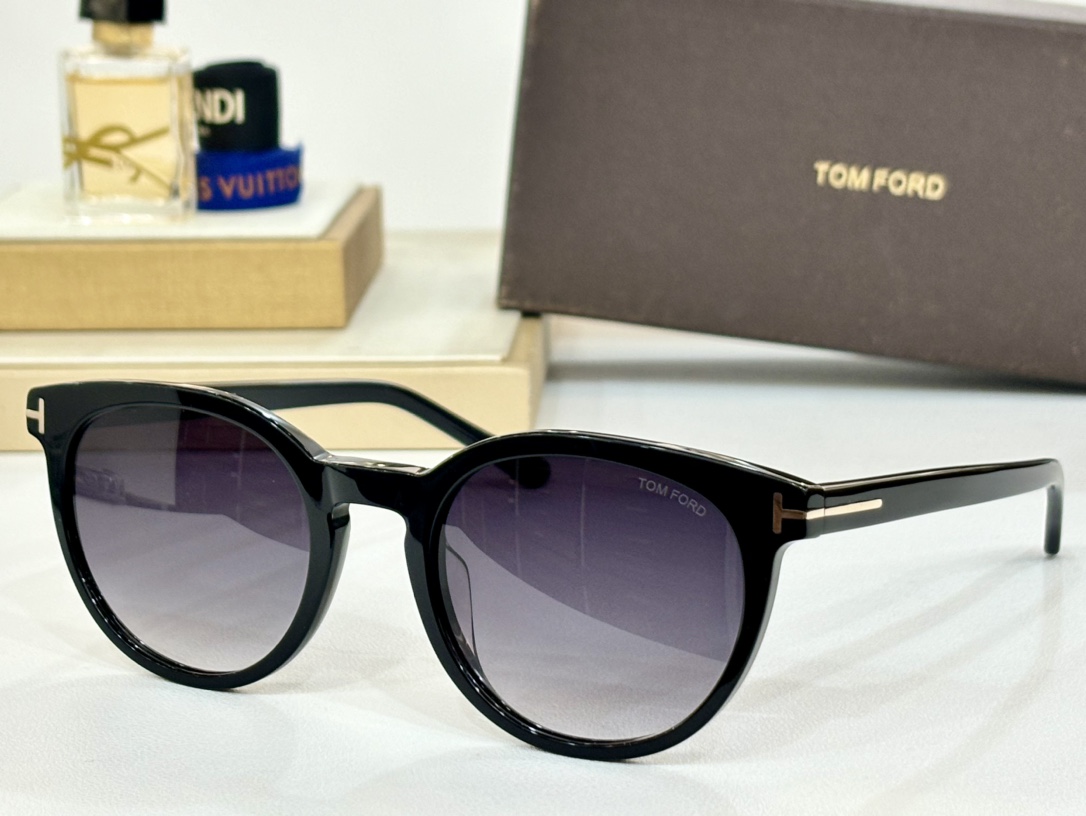 TOMFORDFT1052Size:55-22-140