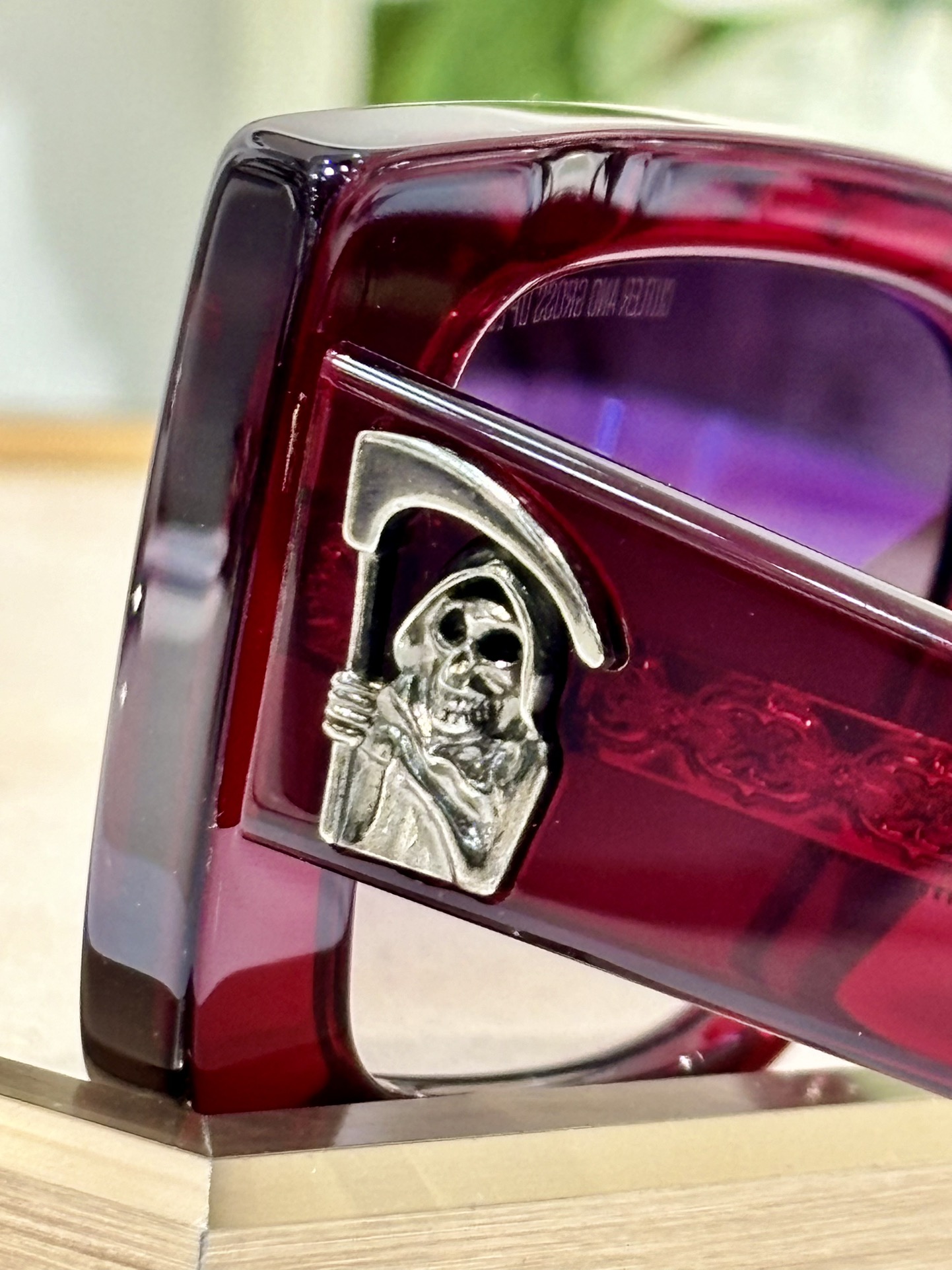  CUTLER AND GROSS
Mod：GFSN-001
size：54口18-150
备受期待的德