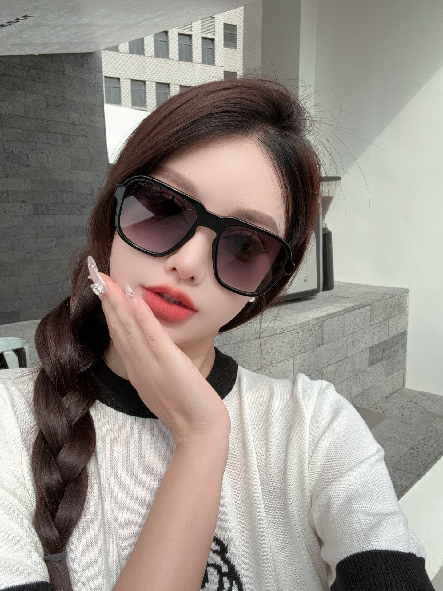  Louis Vuitton 
MODEL：Z0102 
SIZE54-22-145
